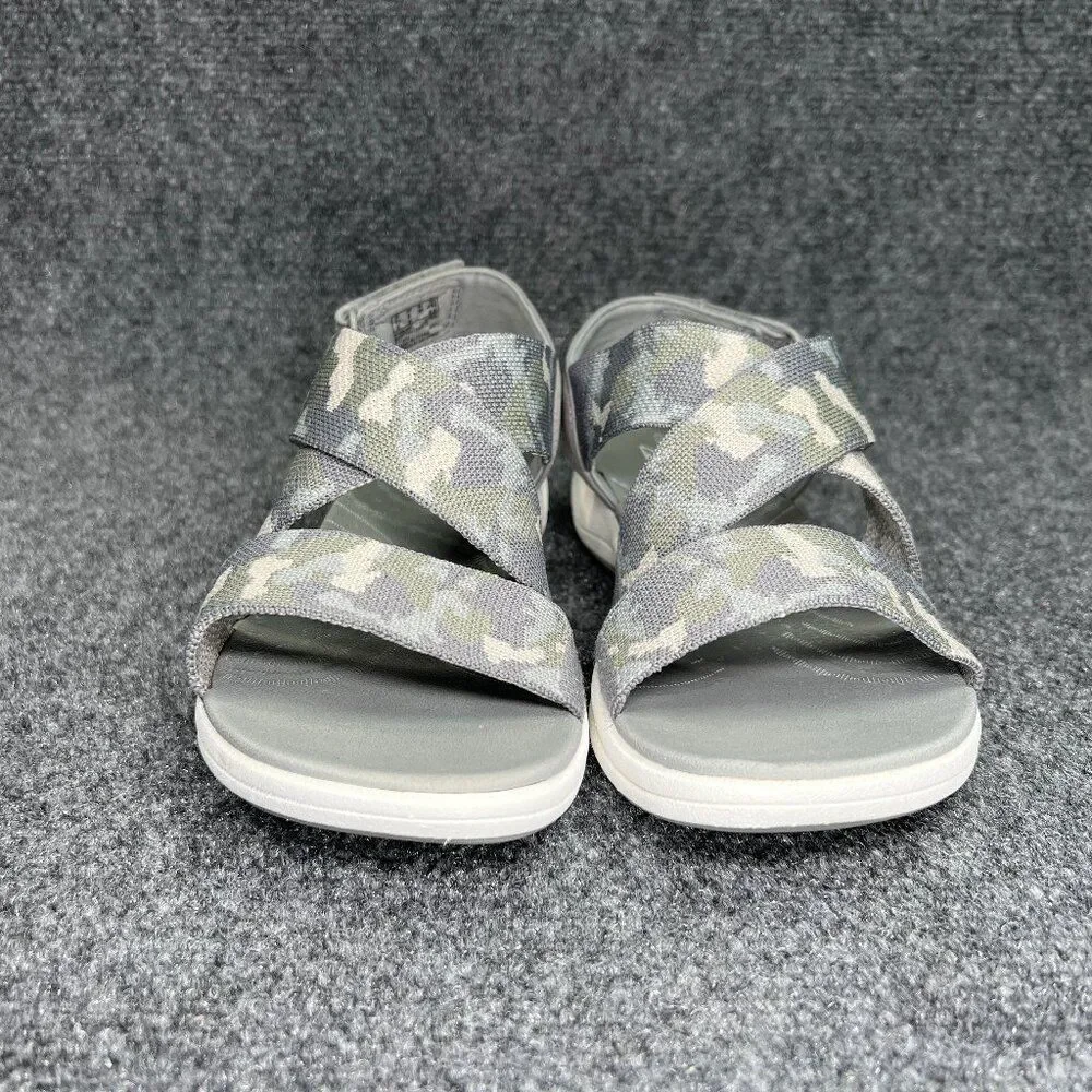 Clarks Cloudsteppers Sandals Women's‎ Size 8W Green Camo Comfort Casual Outdoor
